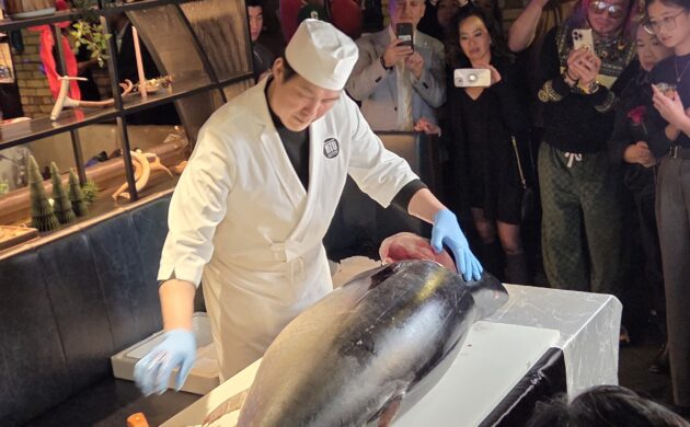 #FOOD: LOBSTER BURGER BAR X ATO LIVE TUNA CUTTING SHOW