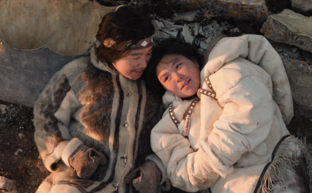 #FIRSTLOOK: UIKSARINGITARA (WRONG HUSBAND) CANADIAN RELEASE PATTERN