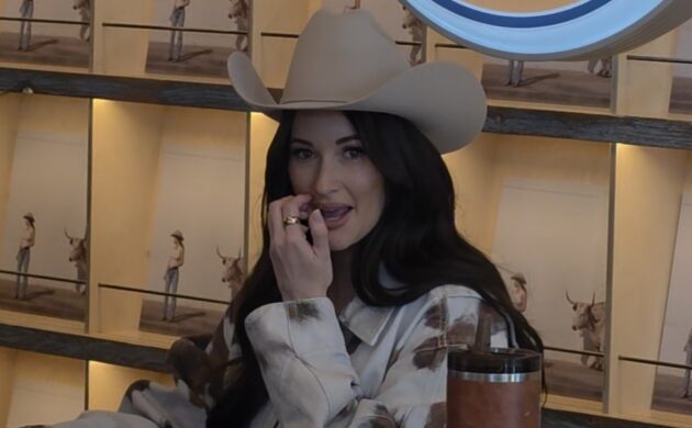 #SPOTTED: KACEY MUSGRAVES IN TORONTO FOR “MIDDLE OF NOWHERE”