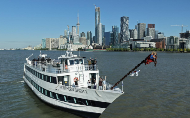 #FIRSTLOOK: “SUPERGIRL” HARBOURFRONT ACTIVATION HERE THIS WEEKEND